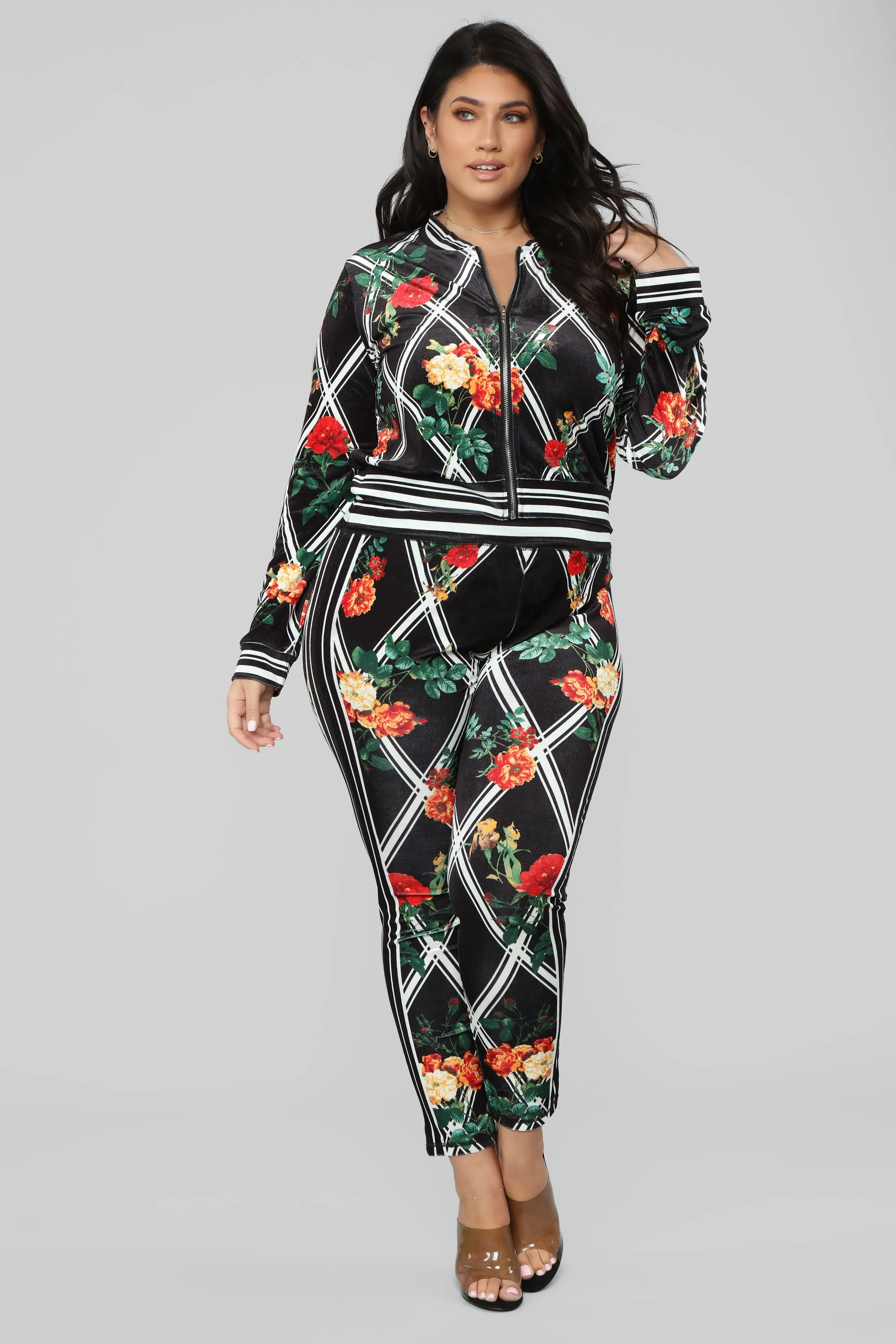 Avah Velvet Loungewear Set - Black/Multi