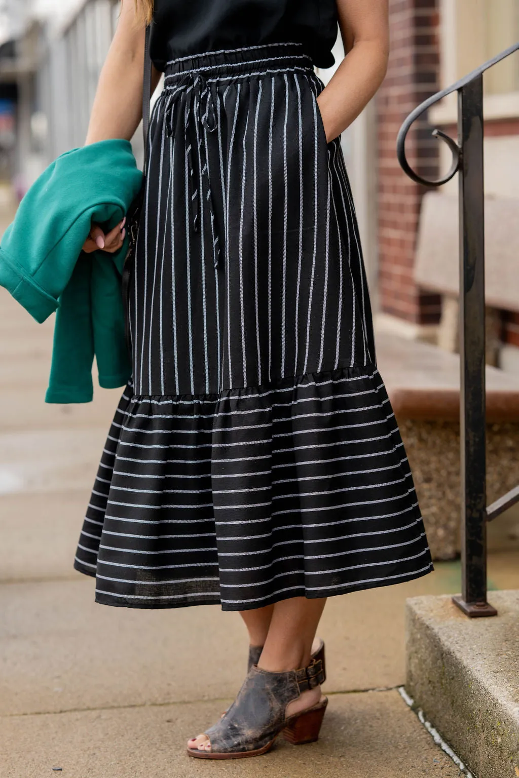 Mixed Stripes Ruffle Bottom Midi Skirt