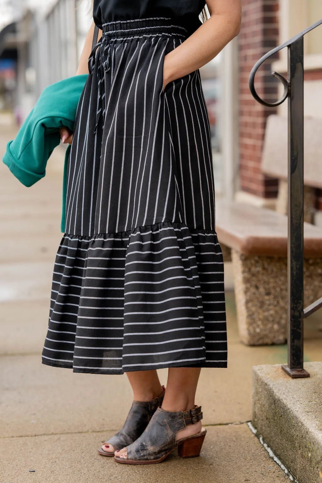 Mixed Stripes Ruffle Bottom Midi Skirt