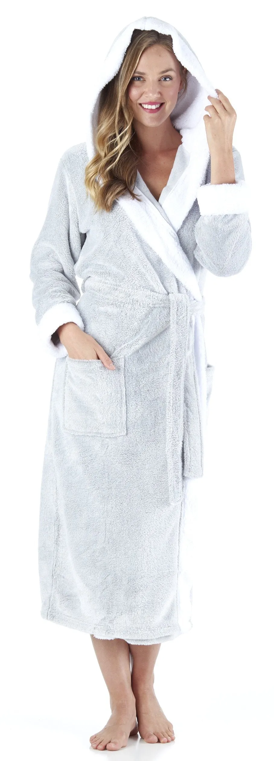 Sleepyheads Women’s Fleece Long Sleeve Robe Sherpa-Lined Hooded Bathrobe