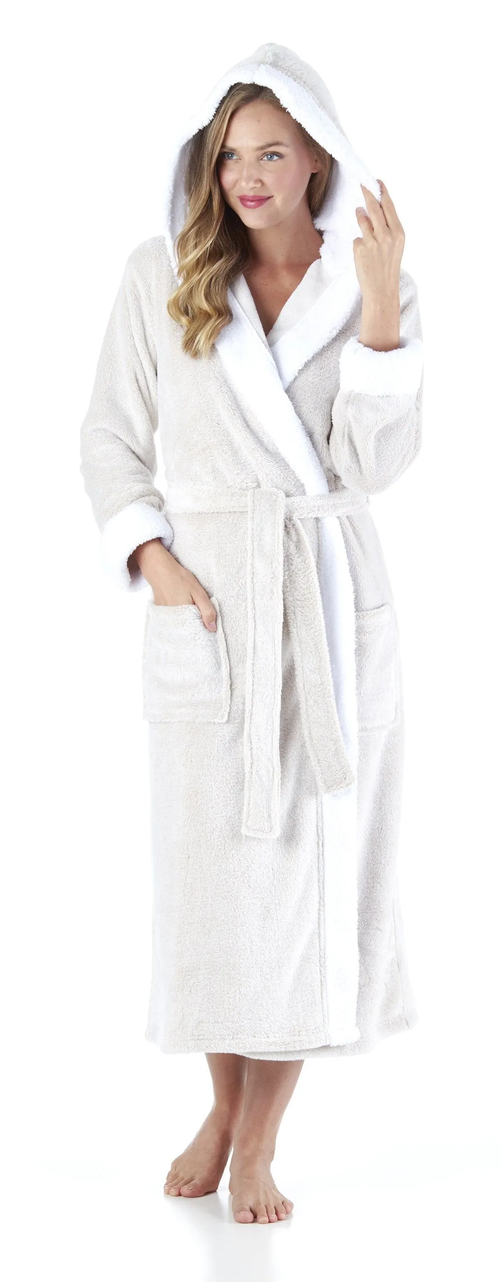 Sleepyheads Women’s Fleece Long Sleeve Robe Sherpa-Lined Hooded Bathrobe