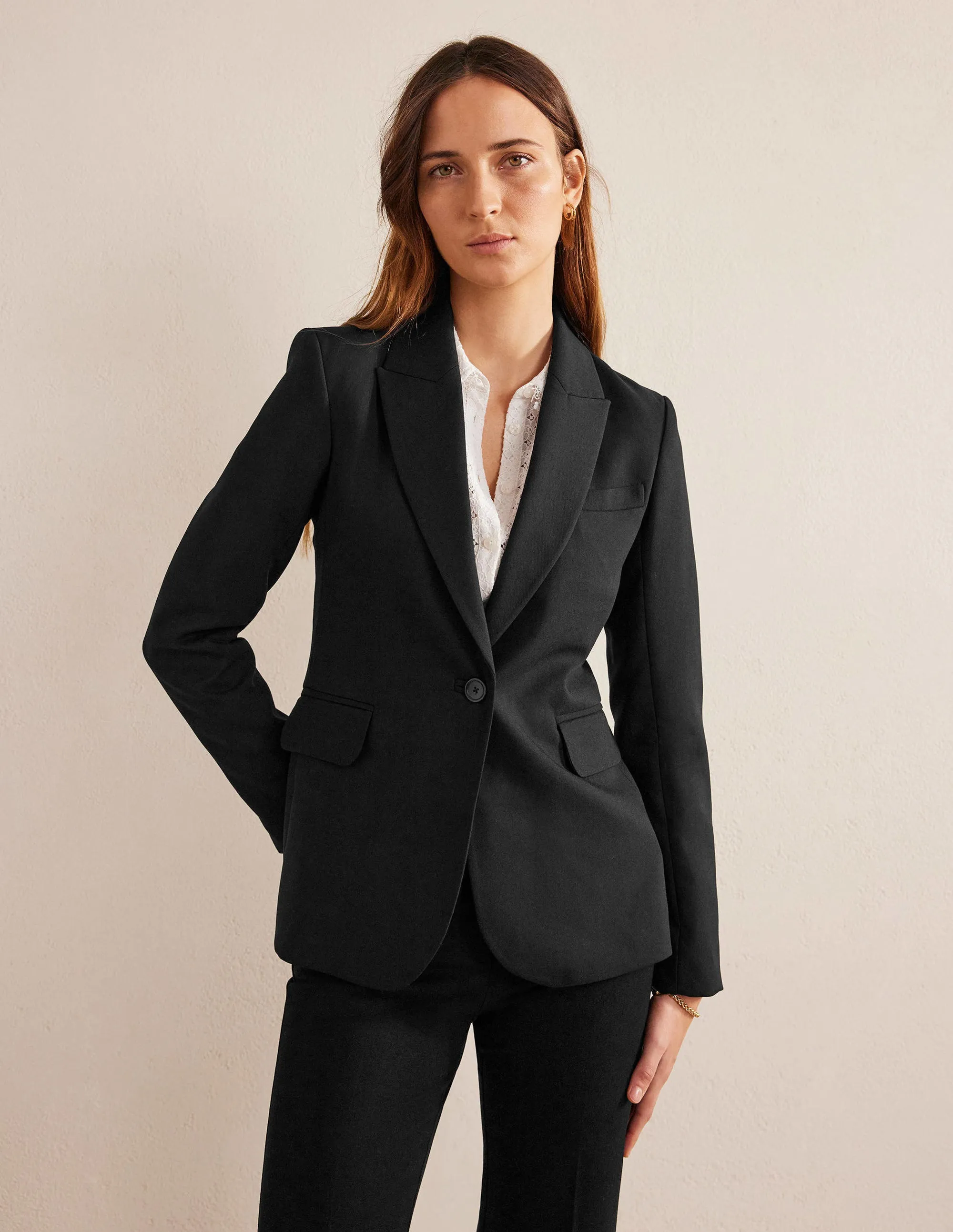 Tailored Suit Blazer-Black
