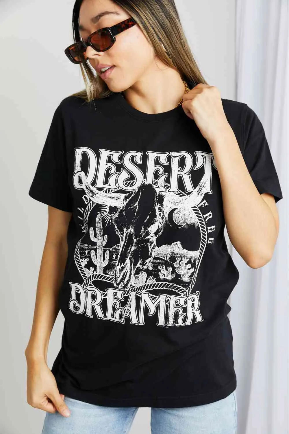 Women's mineB Full Size DESERT DREAMER Graphic Tee